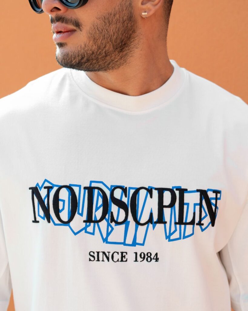 نمونه کار چاپ روی تیشرت مدگراف